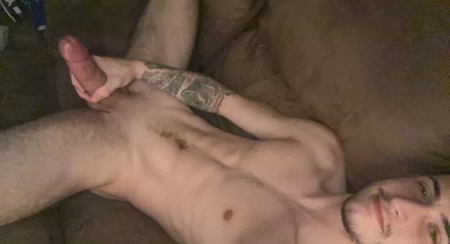 (21)want to suck me on the couch?😏 by MaxPriceOF