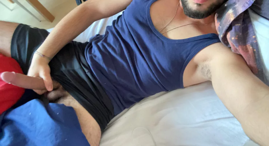22 and horny, hmu by Alessioromtom