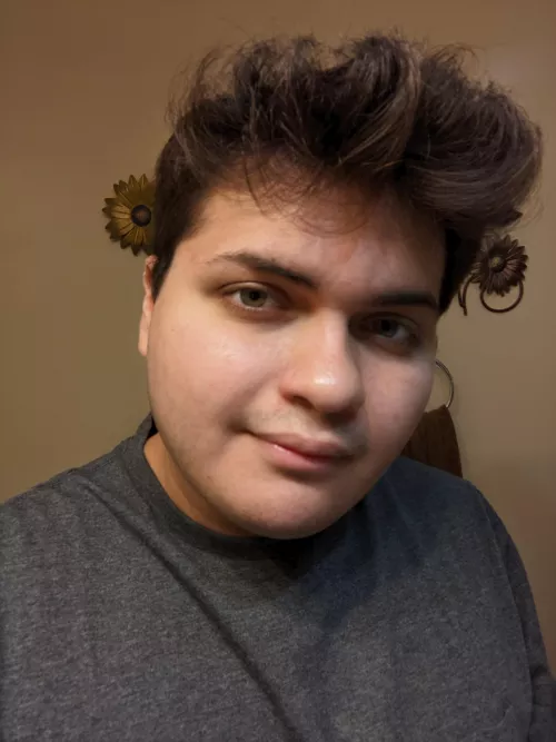 (22) First post on here 😊 Don't mind the messy hair. Anyone played the new battlefield season yet? by DCBuildx