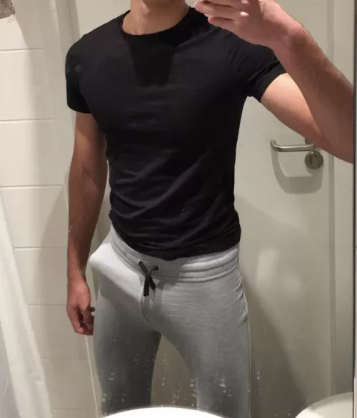 22 hung...hmu if wanna compare by Djuku3