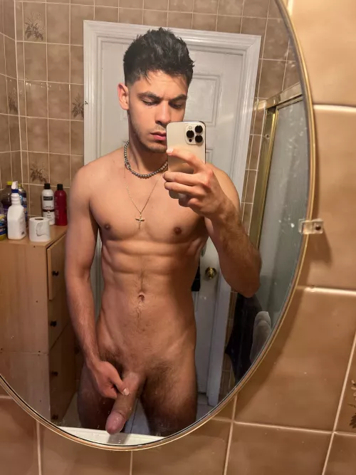 22 Romanian guy in nyc by Competitive_Pear2462