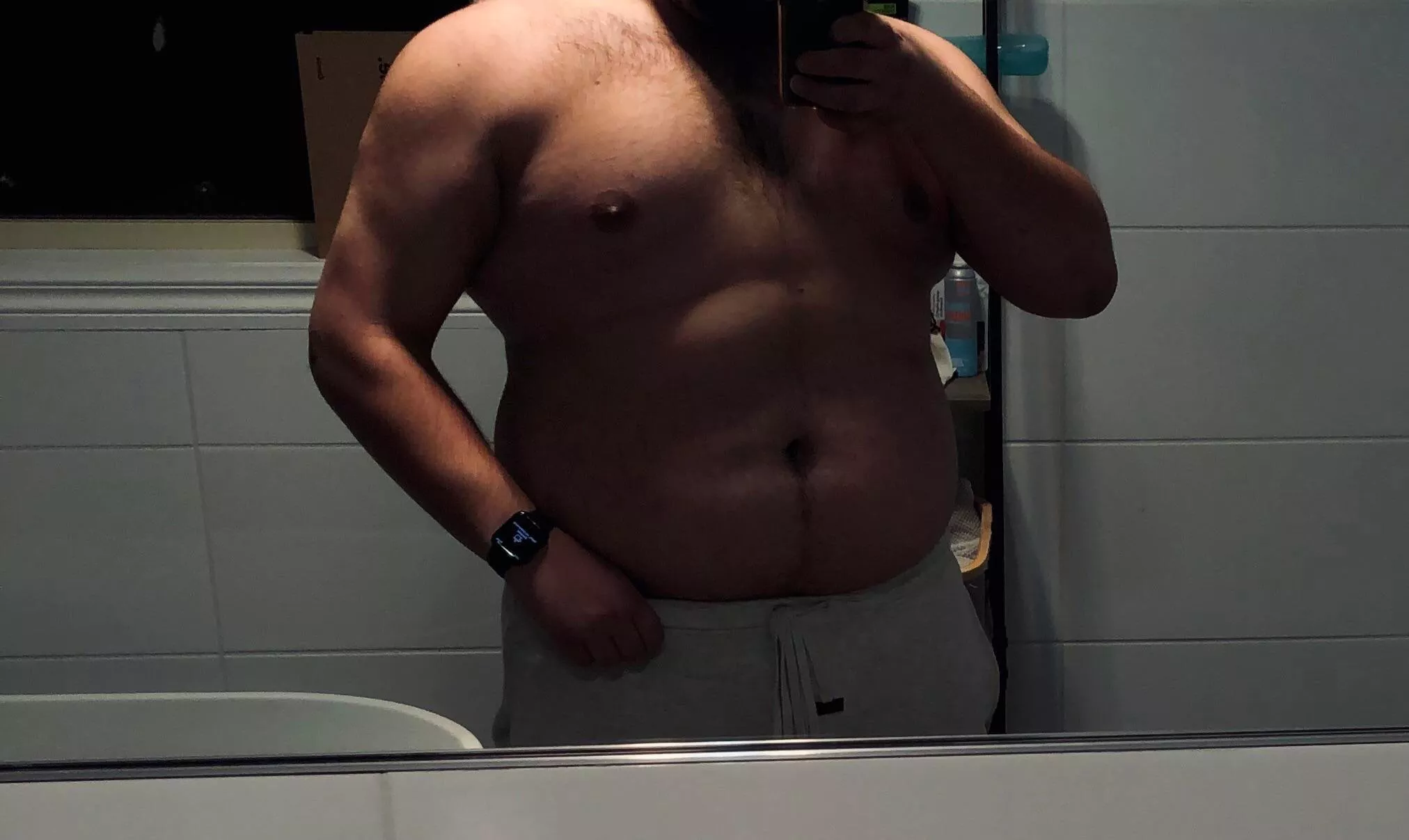 22 year old Aussie, somewhere between fat and muscular posted by jkage18