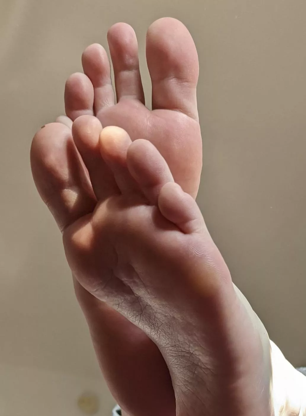 22m, showing off my soles ! posted by Ice_kingn54