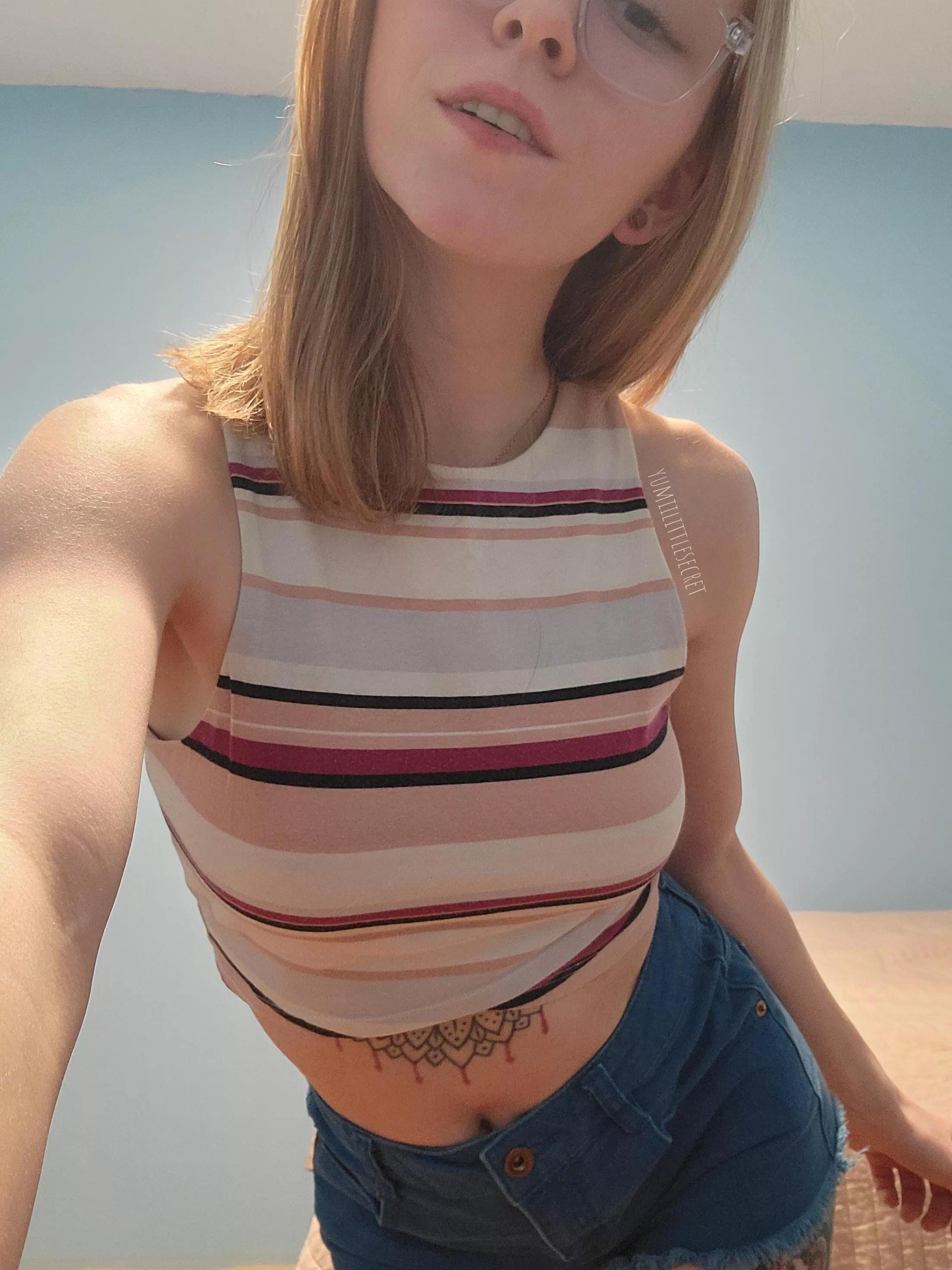 22yo dirty college student. watch me take it all off on my OF 😈😘 posted by yumiilittlesecret