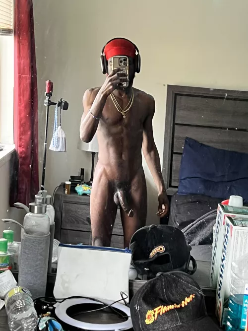 [23] 5”5 & Hung by Damndern