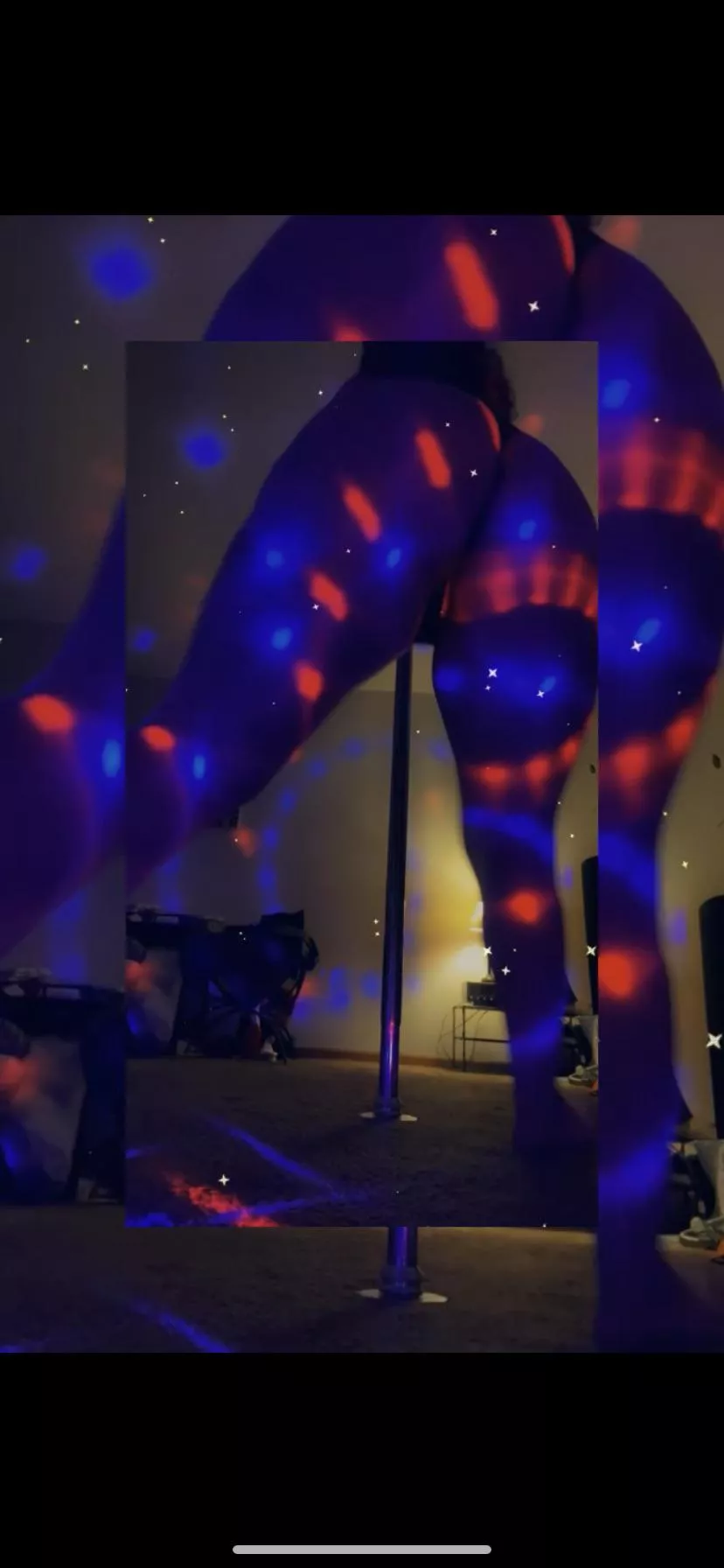 23 [F] get on your knees & look up to your goddess [domme] posted by thiiickmsgiiingeeer