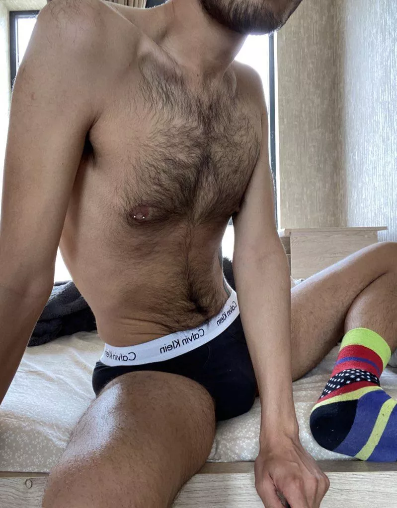 23. First time posting here. Dms are open posted by cumgress