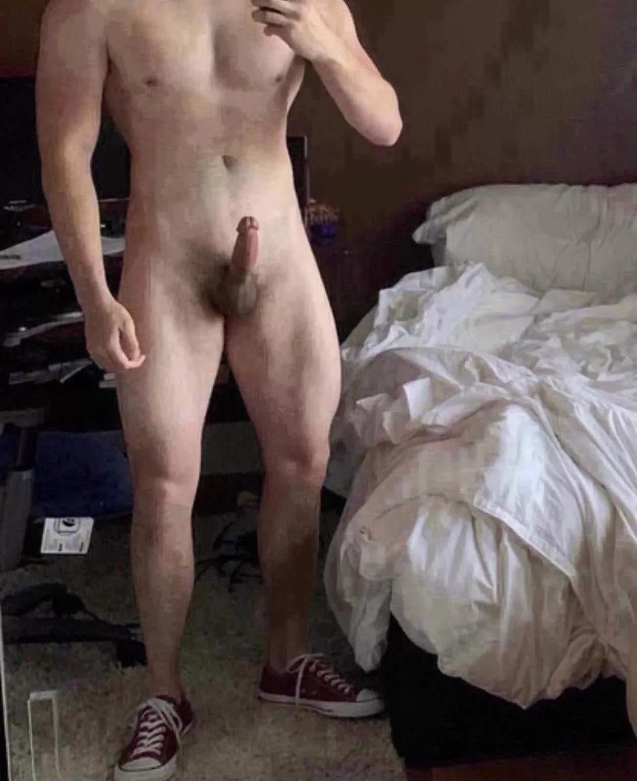 24 aus. Looking for muscular or fit guys to bust my week load live with me. No face. Muscular +++ verbal +++ haven’t cum for 10 days send ASL and body pic. Add Snapchat:jockhunter22 posted by Past_Pollution_3600