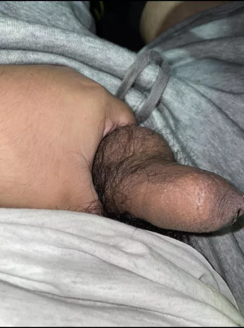 (24) currently in a parking lot and I get so hard lookin at other cocks by mannyboy1997