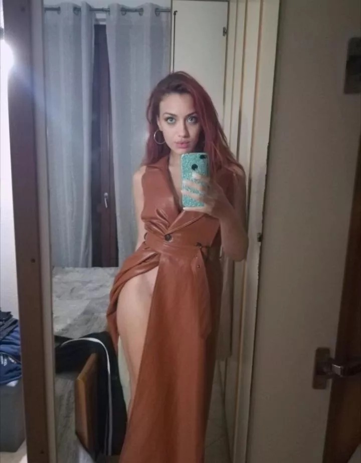 24 [f] I hope it's mild enough, even if subtle🔥 posted by ItsMartina97