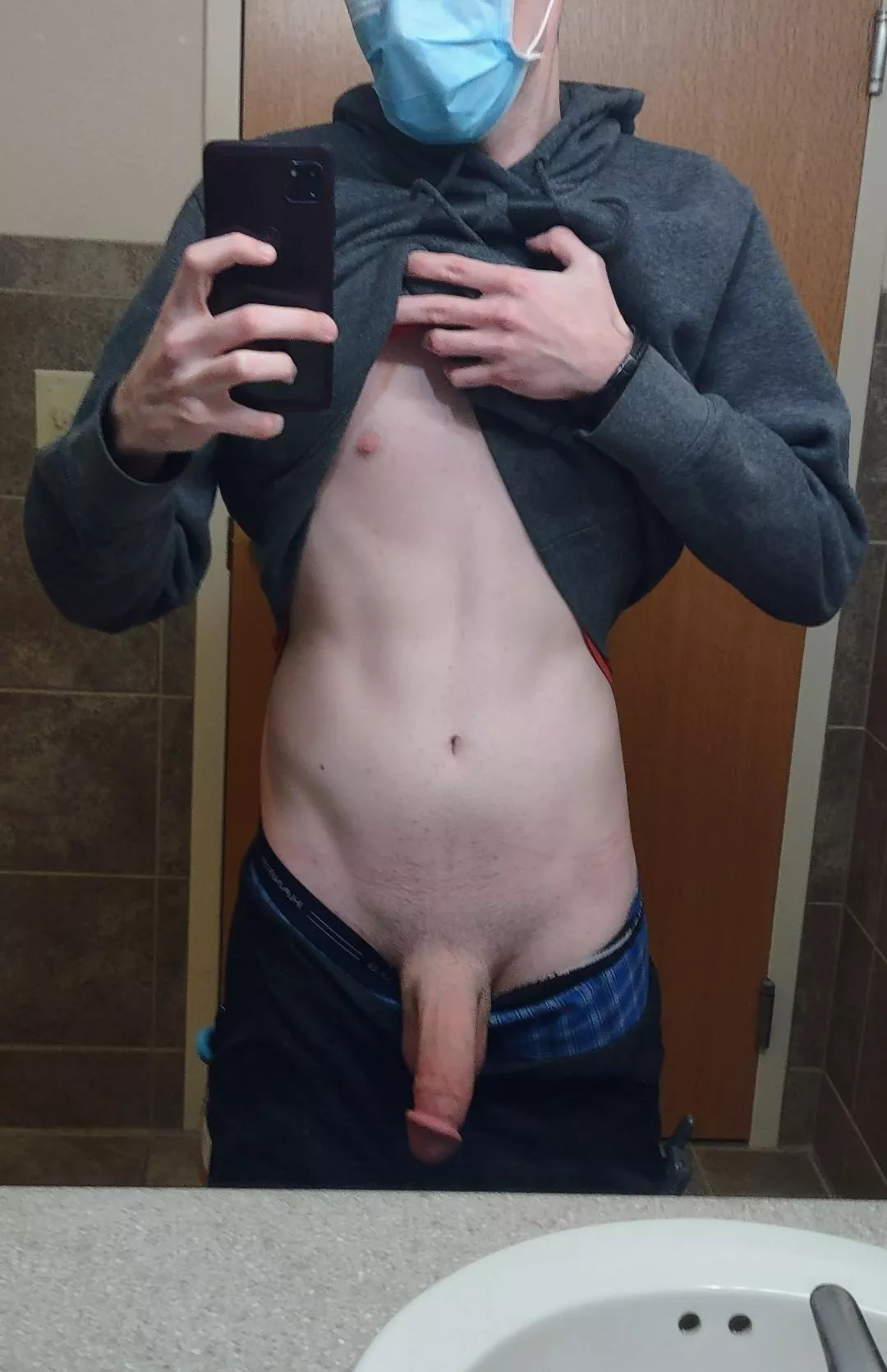 (24) hard at work ...or hardly working? posted by No-Sea-9061