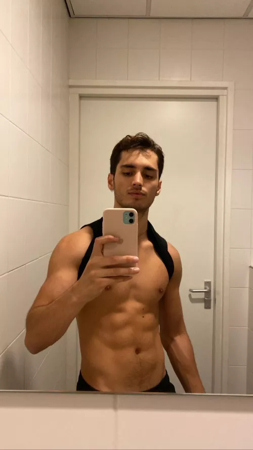 (24) post workout pic by HerculesErco