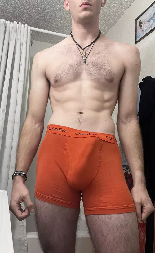 (24m) You see my bulge, wyd next? by 20M_ThrowItAway