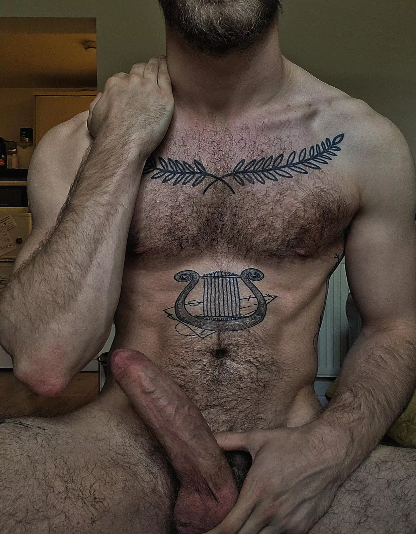 🦦 [25] posted by LukaEvans