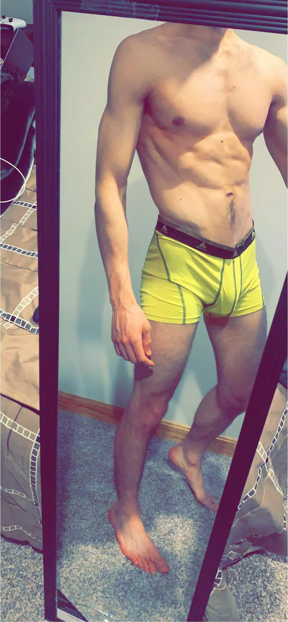 25 Bi Who likes an athletic bulge ?! posted by bulgeandbooty