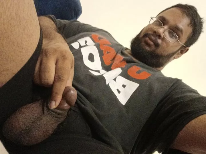 [25] Full frontal hard posted by bigbearsub