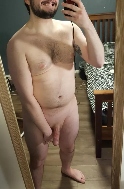 25 Hello, new to reddit. by goodbye432