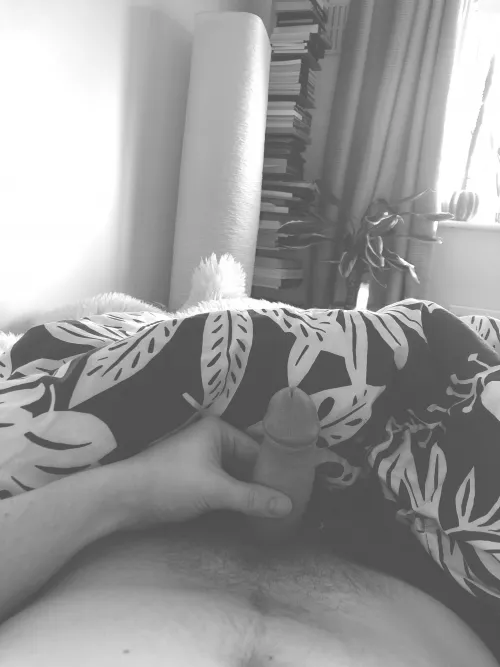 [25] what do you think 😳 by eyeTort