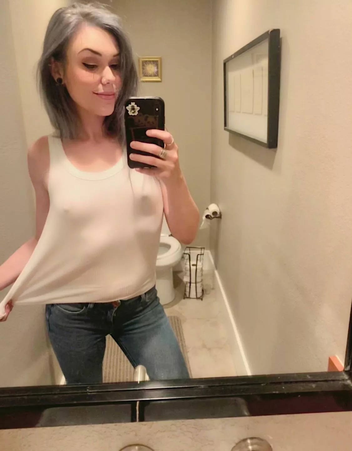 25f hi guys posted by Strange_Purchase_802