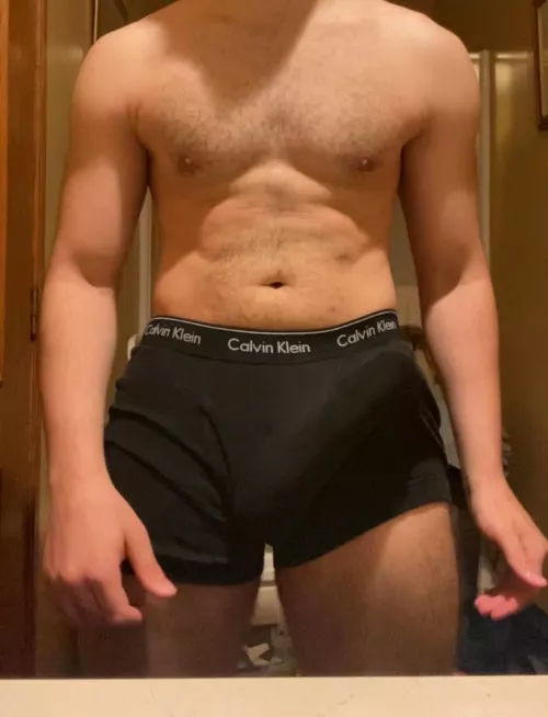 26 [M4MF] Traveling bull looking to provide natural insemination to a couple, experienced bull. by Alh090