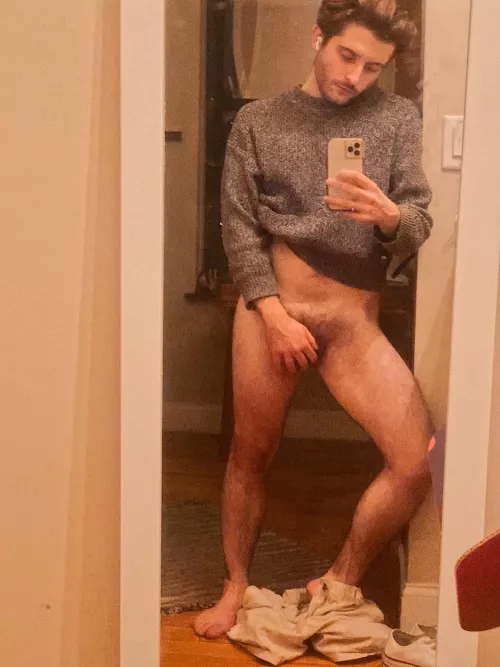 (26) missing long hair but currently still loving my body hair (; by modernyouth