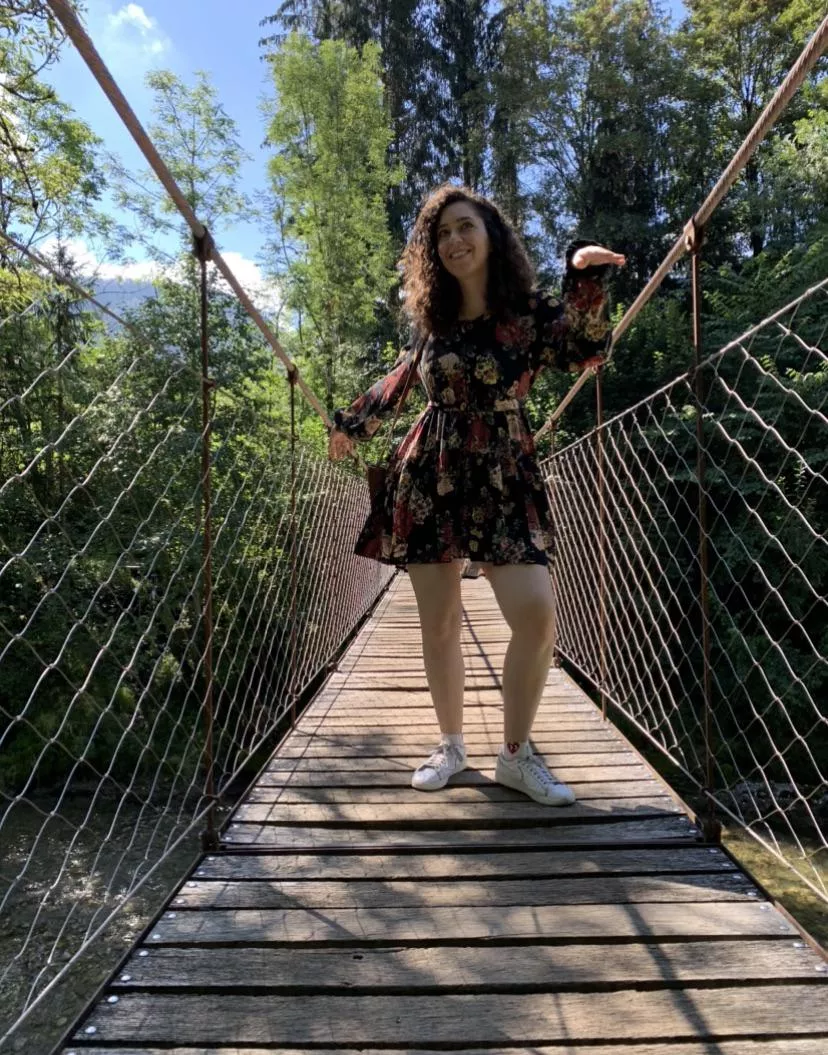 26F on a hike posted by Existing_Cranberry_1