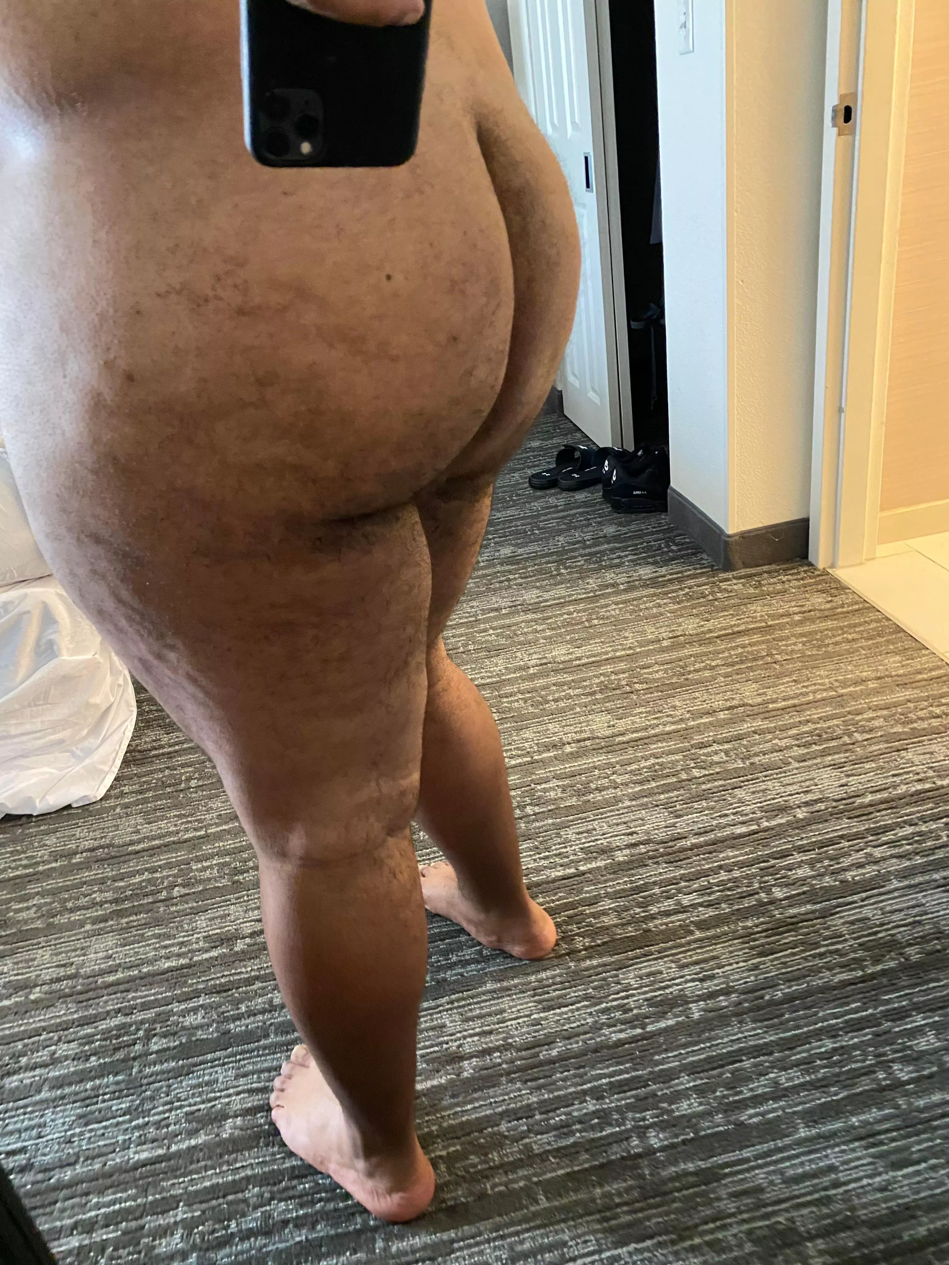 27 bear bottom hosting in NY🐻😈 add my sc- bearboyny posted by throwaway8483737382