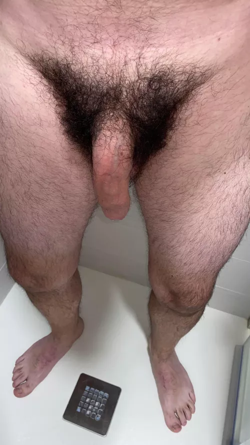 27 in the shower. by andy990a