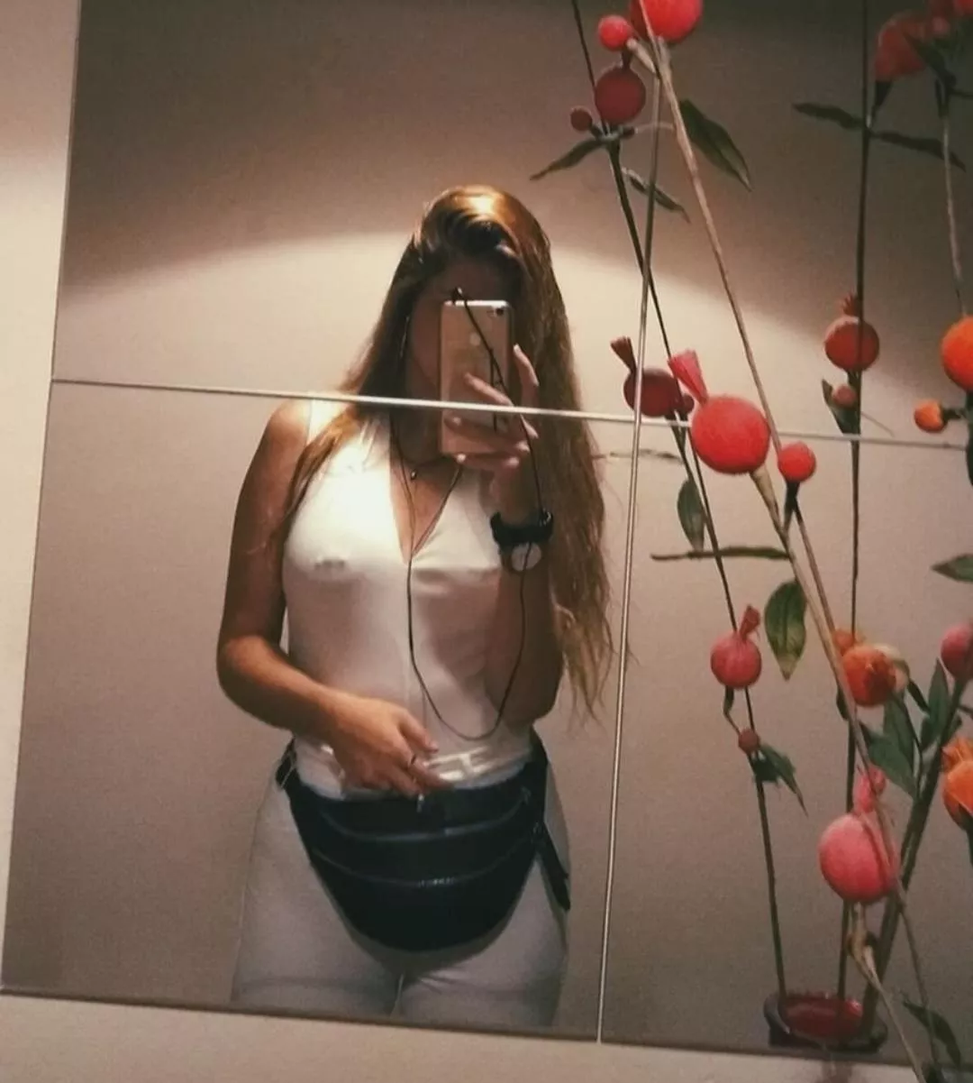 [27f] hard nipples always posted by Historical-Story9626