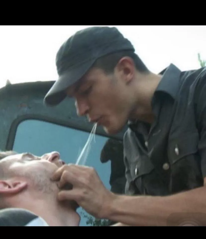 28 dom top for manly looking/acting dumb slut slave…. posted by soultanbolom33tt