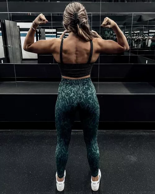 (28F) Honest Thoughts Please? by Imaginary_Apricot_28