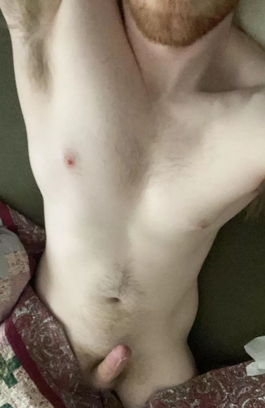 [29] A naked bro missing just one thing - another naked bro 🥴 posted by lanzarino