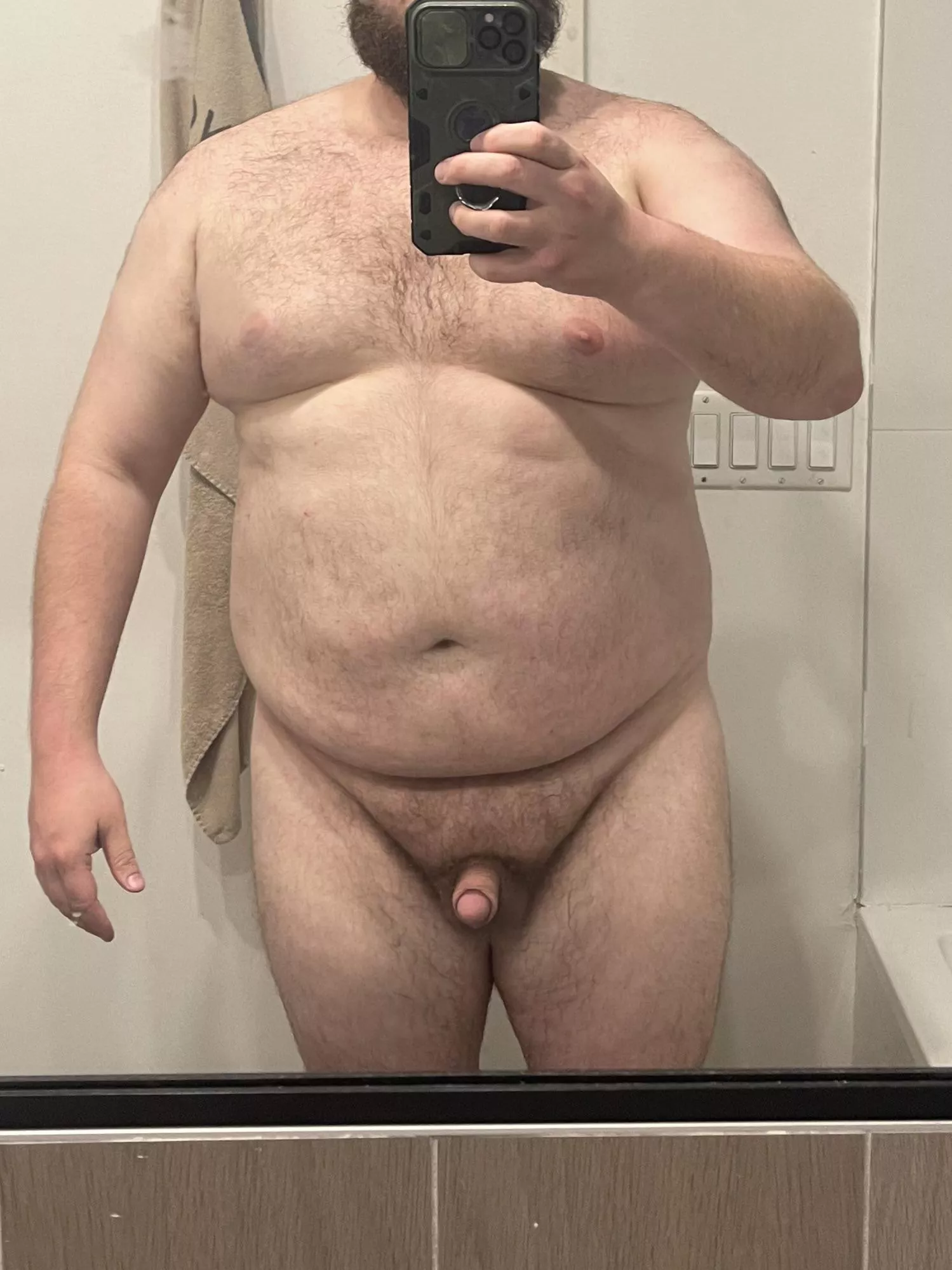 [29] Any love for big boys with tiny dicks? posted by B40N1