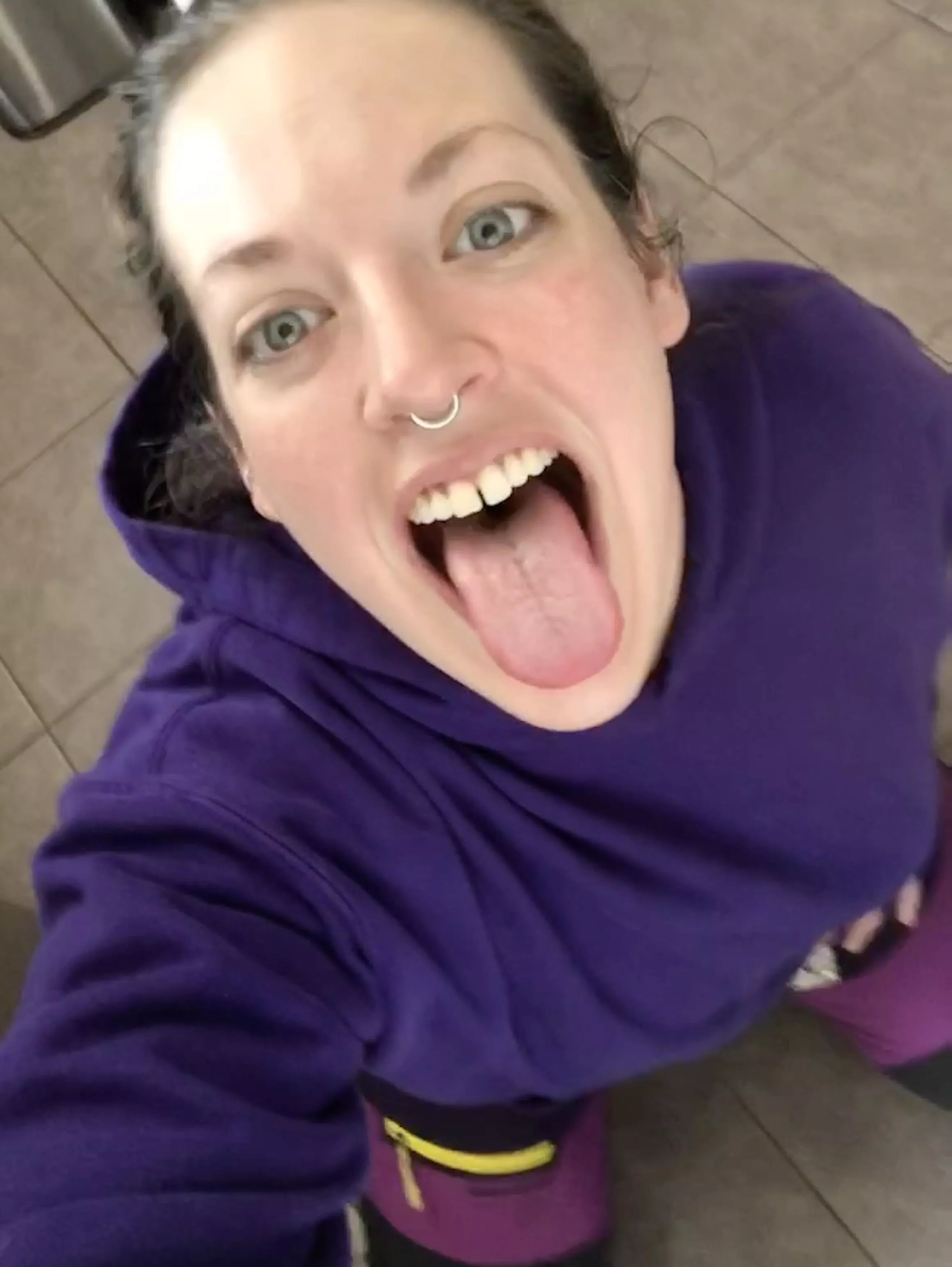 29 (F)eed me please posted by Sant0slhalper69