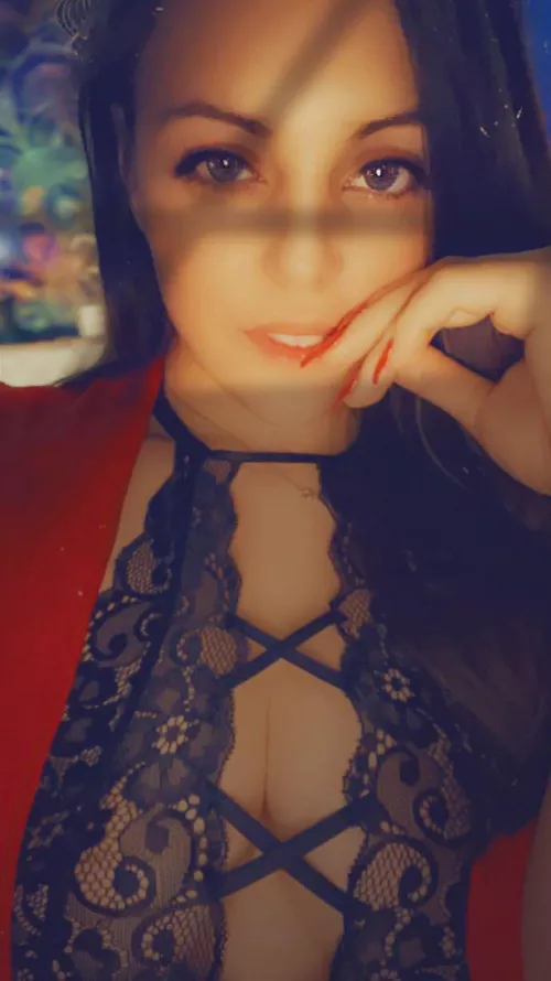 29f[oc]🪐Greetings Earthlings❤️ do you want to play on discord😏 by Revolutionary-Side20