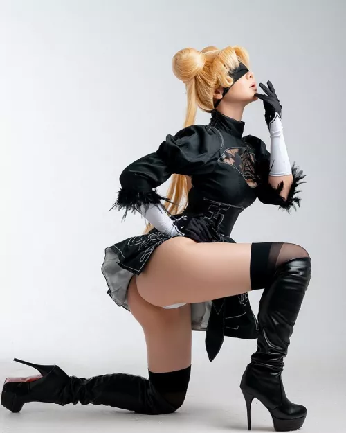 2B / Sailor Moon crossover by Mononoke by NhoEskape