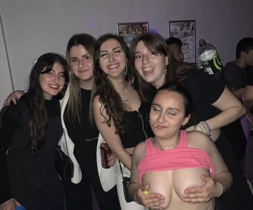 2nd on the left is not impressed posted by filthythrowawayuk1