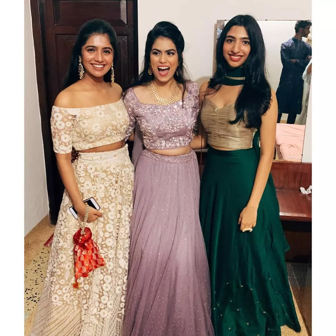 [3] Best friends posted by jughope