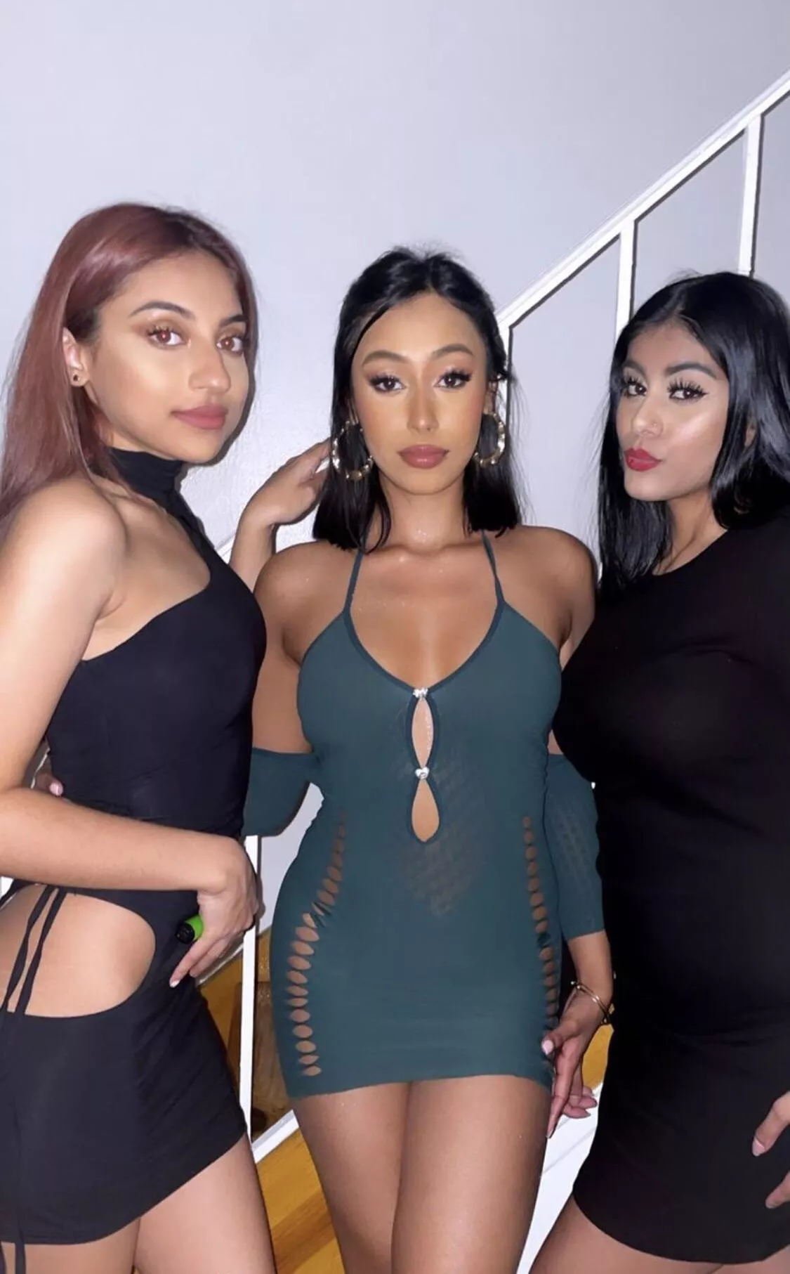 [3] Brown girls posted by throwaway_9898981