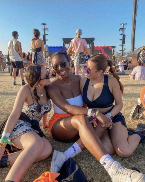 [3] Festival girls by magicbull7798