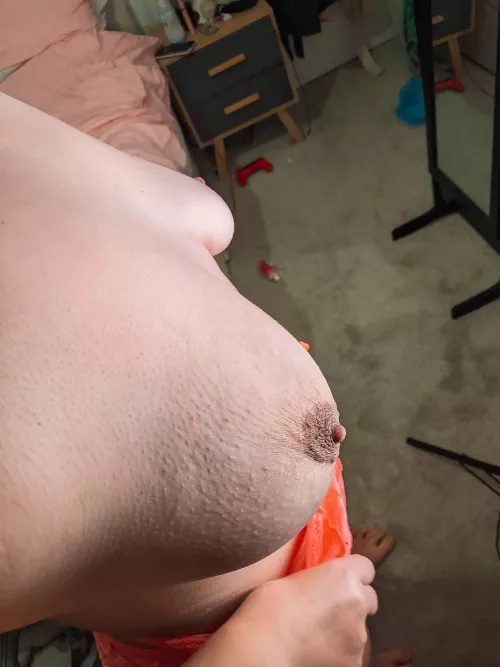 3 kids later and I still love my boobs played with by roxyflower85