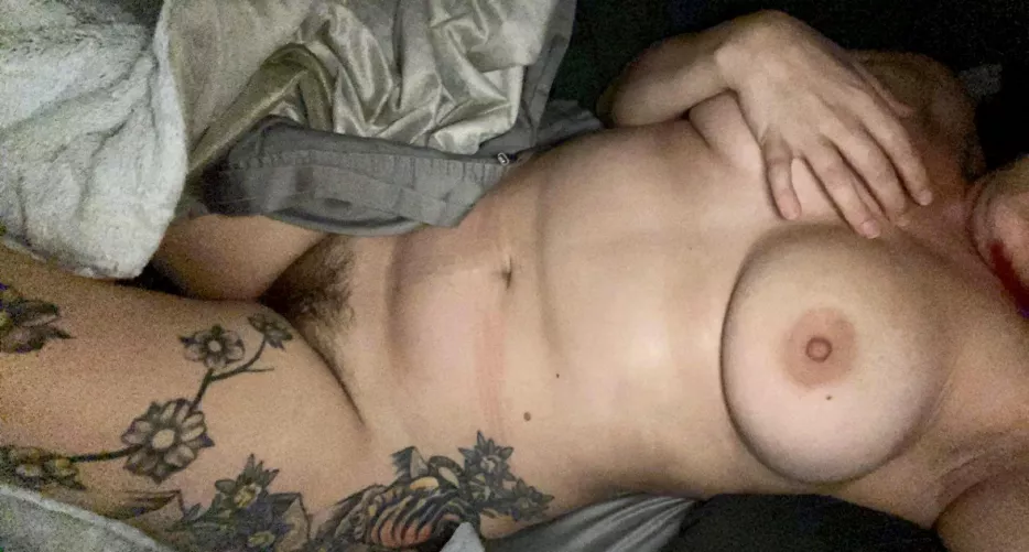 3 kids later! Do I still look good?! by toraodyne