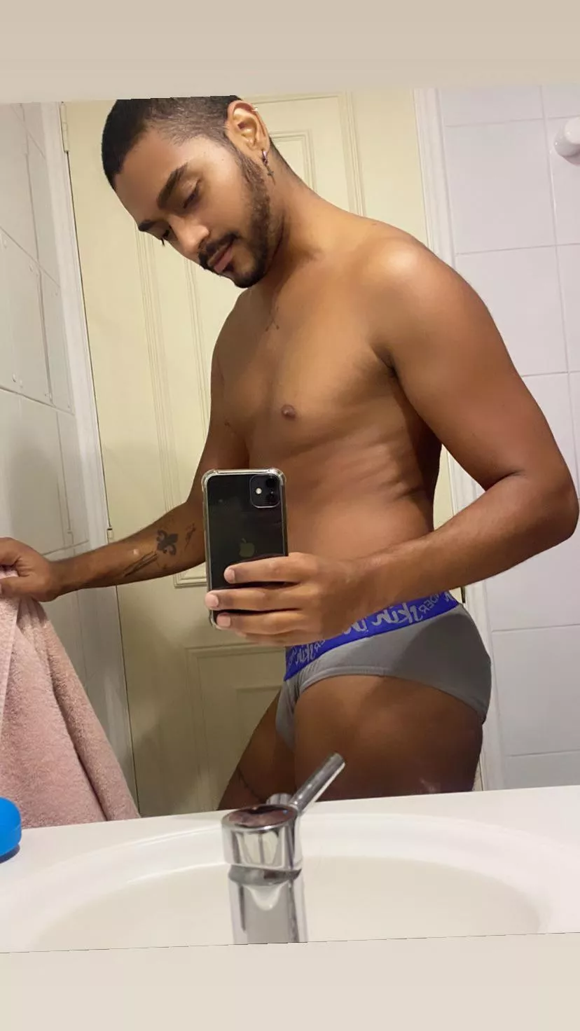 [30] [M] Post workup posted by boy1jesss1