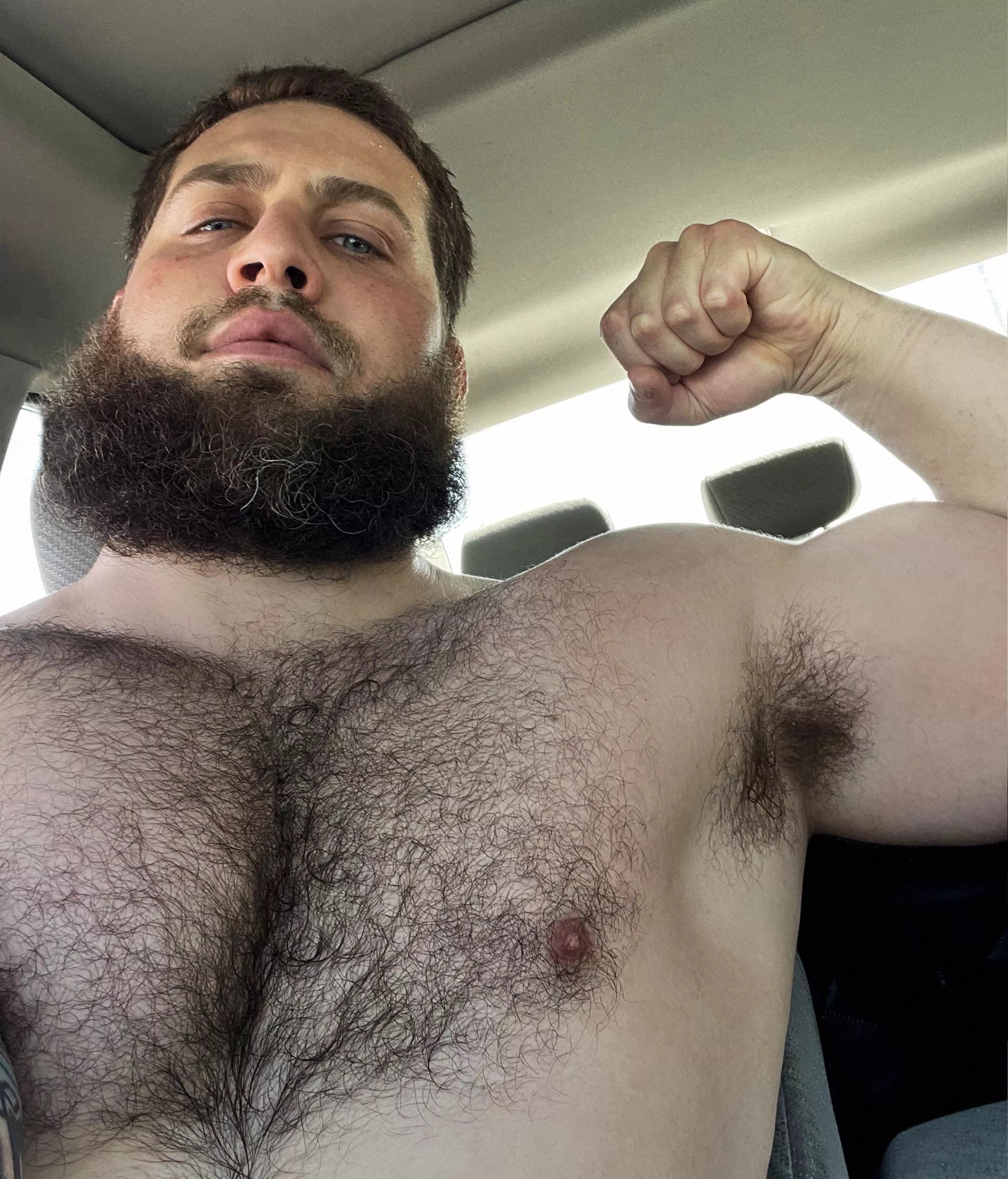 [30] Want an actual bro posted by juicybro11