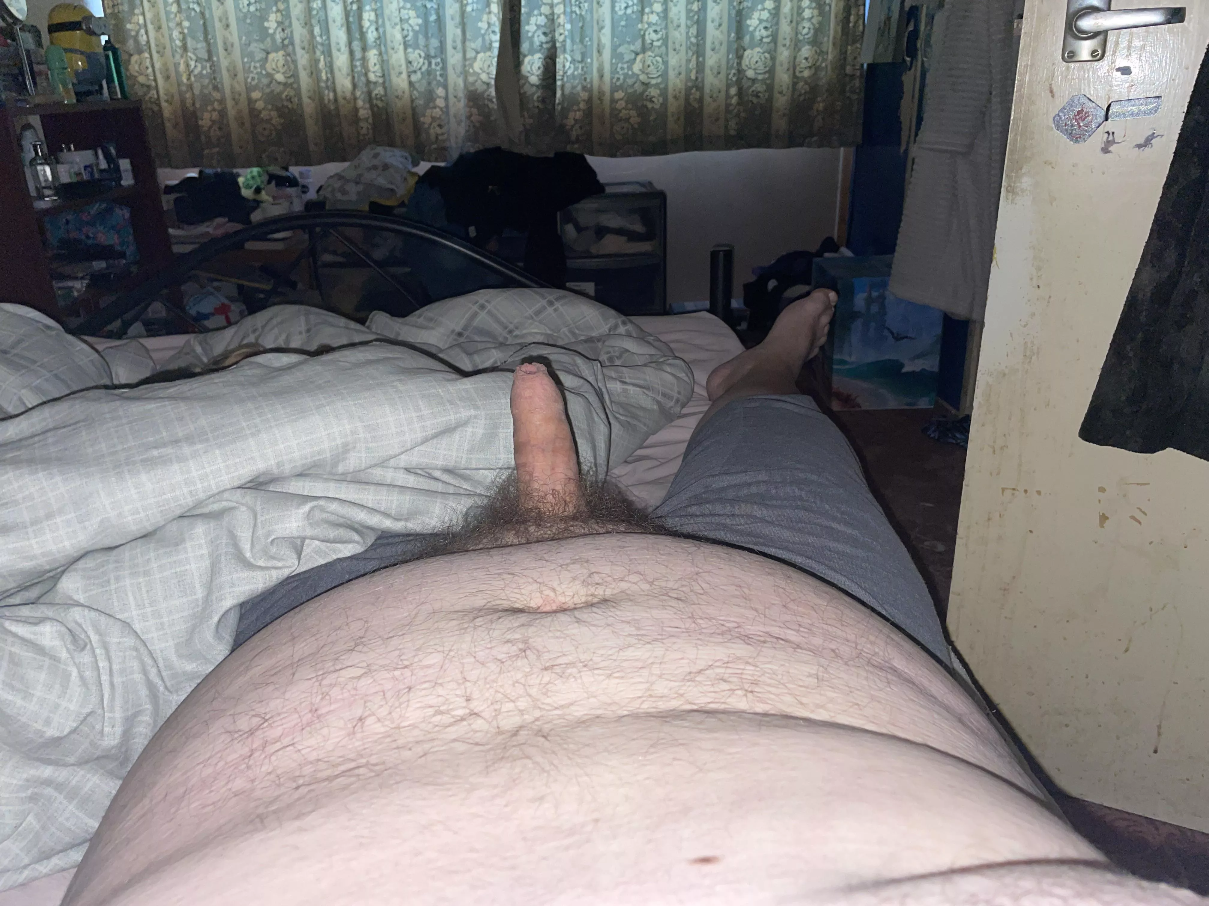 30m finished work, who wants to help me celebrate the weekend? posted by mcflappers259