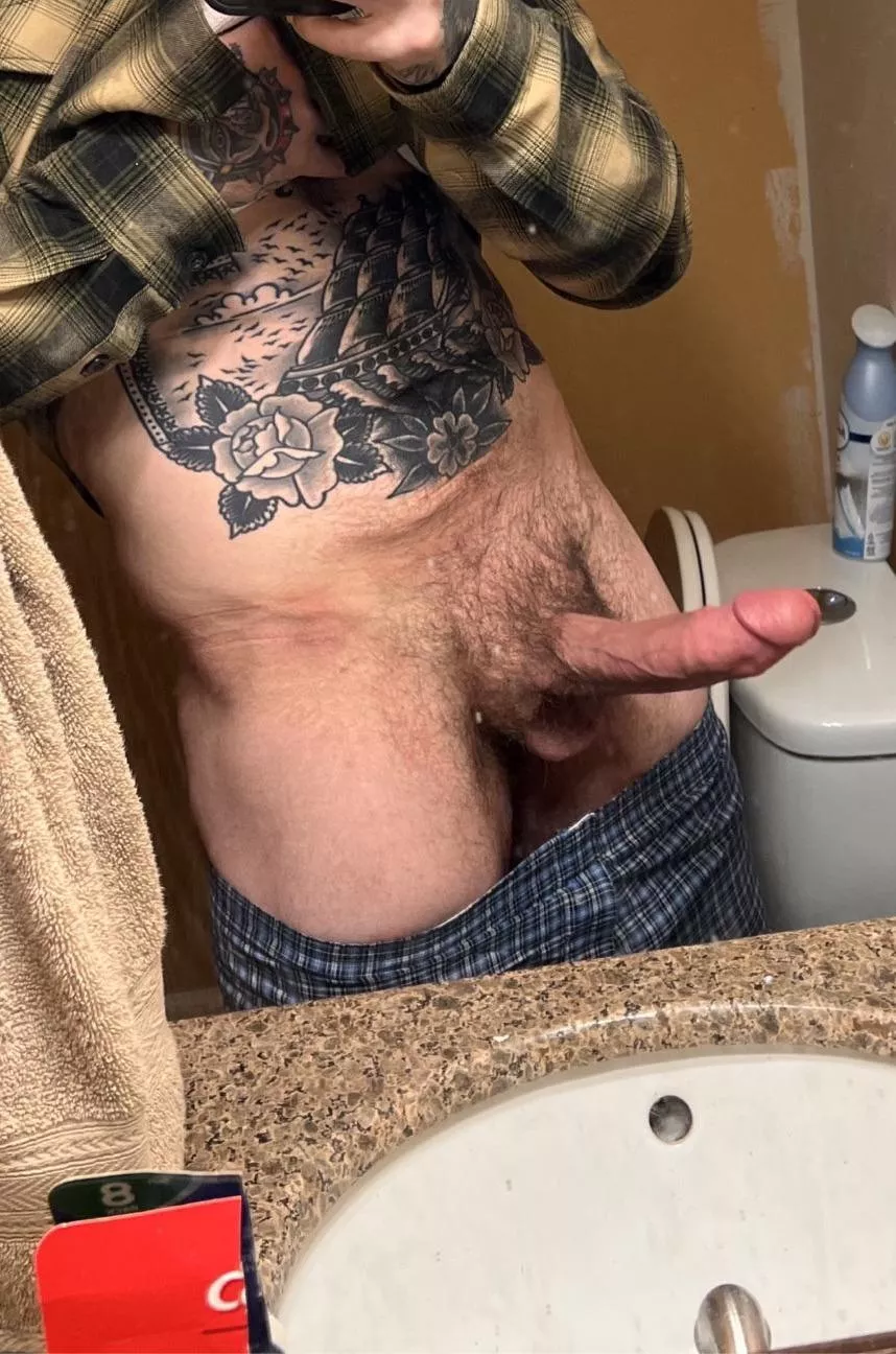 [30m] horny as fuck! Anyone up and stroking pm’s and comments encouraged! posted by porkchopexpress19
