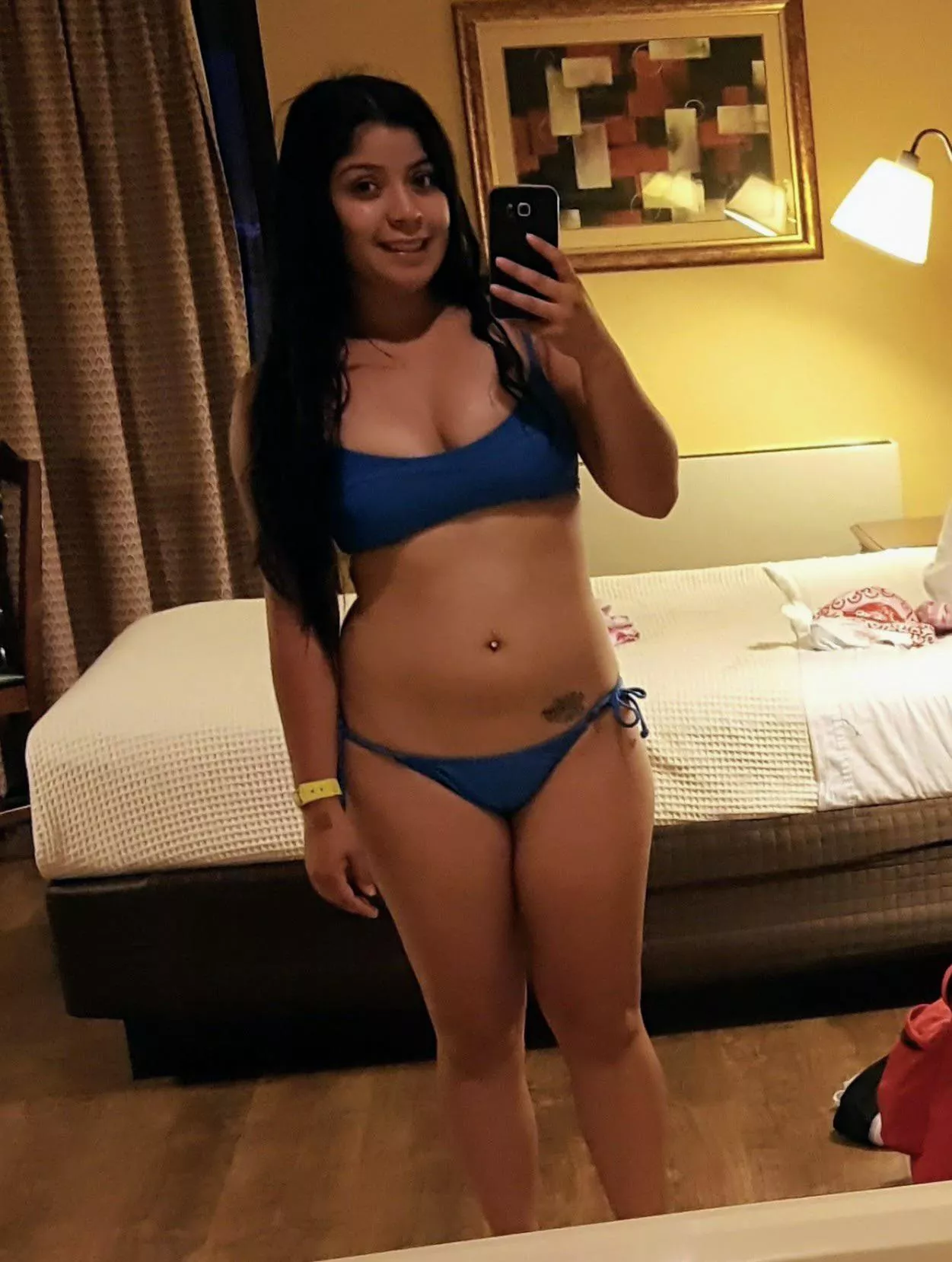 30yr old mom of 2. What would you do with me? 😳 posted by cupcakeluverzzz