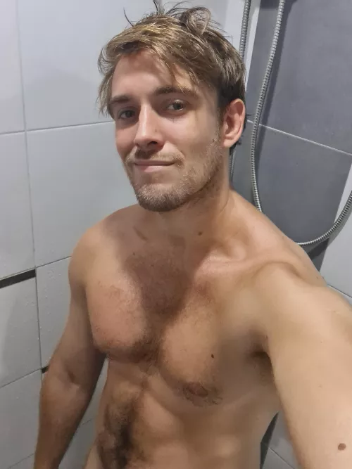 (31) 🚿 by BenUKfriendly