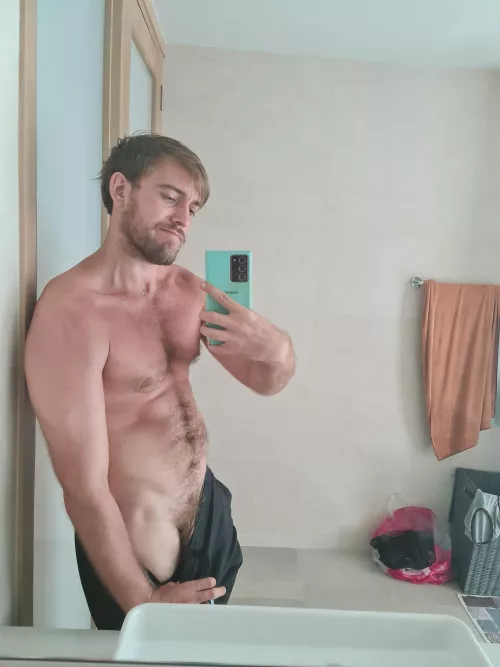 (31) here 😀 by BenUKfriendly