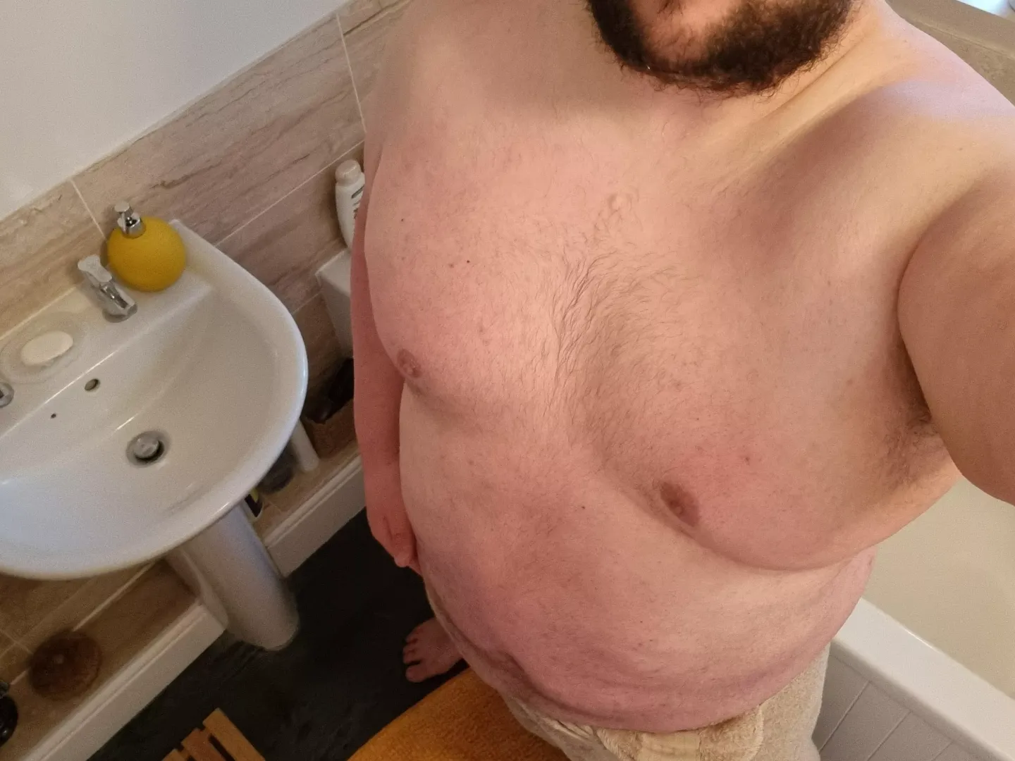 (31M) just out the shower. posted by fezza1109